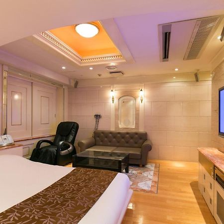 Hotel D-Wave Shinjuku（Adult Only) Tóquio Exterior foto
