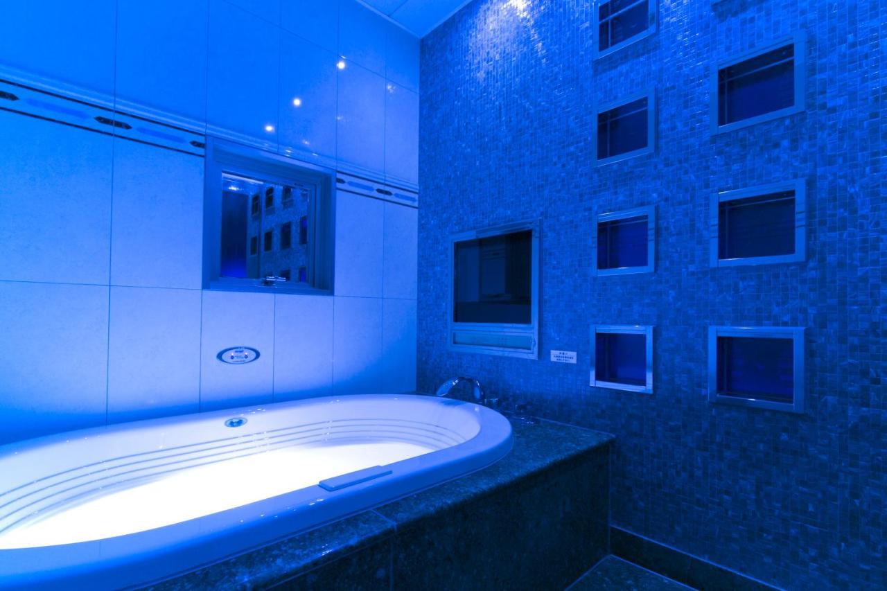 Hotel D-Wave Shinjuku（Adult Only) Tóquio Exterior foto